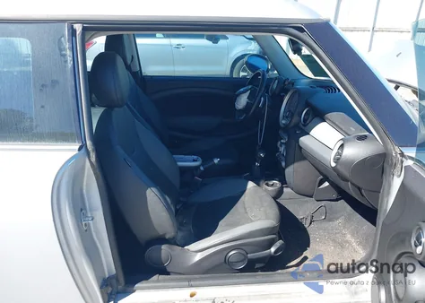 2009 Mini Cooper Clubman z USA, uszkodzony, nr VIN WMWML33569TX33566